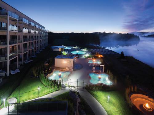 Esterel Québec 
Kanada Promo-Code Booking.com