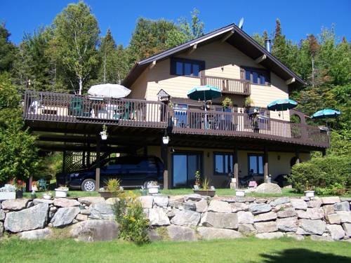 Saint-Faustin Lac Carré Québec Canada code promo Booking.com