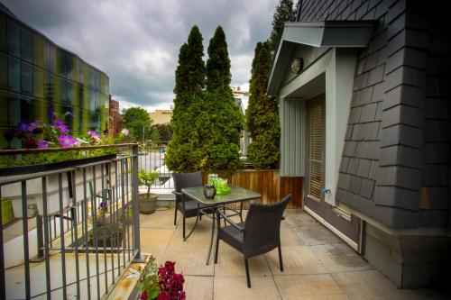 Montreal (QC) Canada Promo Code Agoda.com