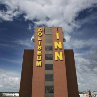 Edmonton (AB) Canada Hotels