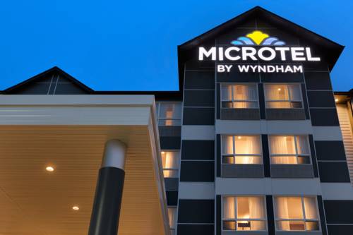 Whitecourt Alberta Canada code promo Booking.com