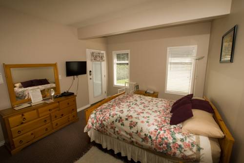 Surrey 
Kanada Promo-Code Booking.com