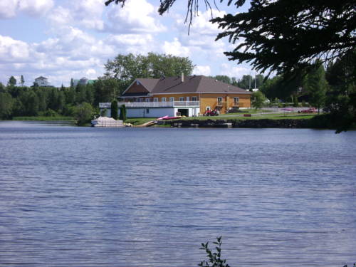 Sayabec Quebec Canadá codigo de promocion Booking.com