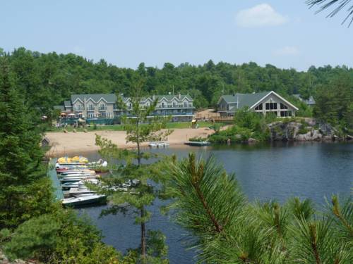 Saint-Alexis-des-Monts (Québec) Canada Promo Code Booking.com