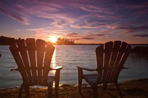 Killaloe Ontario 
Kanada Promo-Code Booking.com