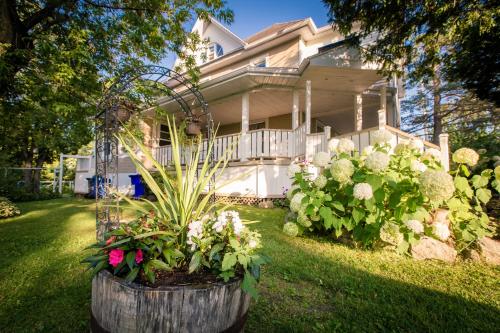 Scotstown (QC) Canada Promo Code Agoda.com