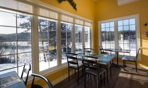 Trois Rives Québec Canada code promo hôtel Booking.com