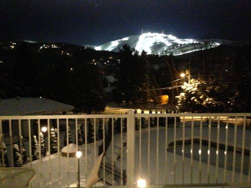 Bromont Québec 
Kanada Promo-Code Booking.com