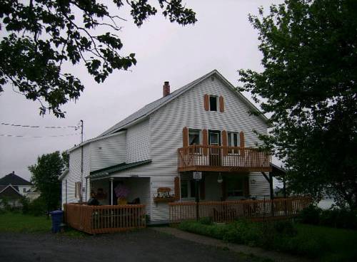 Matane Quebec 
Kanada Promo-Code Booking.com