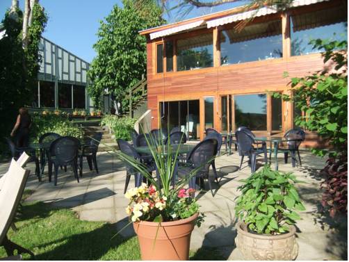 Saint-Mathieu-du-Parc (Québec) Canada promotiecode booking.com
