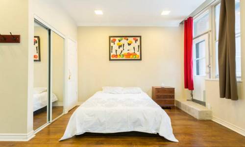 Montreal Canada promotiecode booking.com